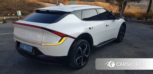 Kia EV6 id 3398988 из Кореи 12