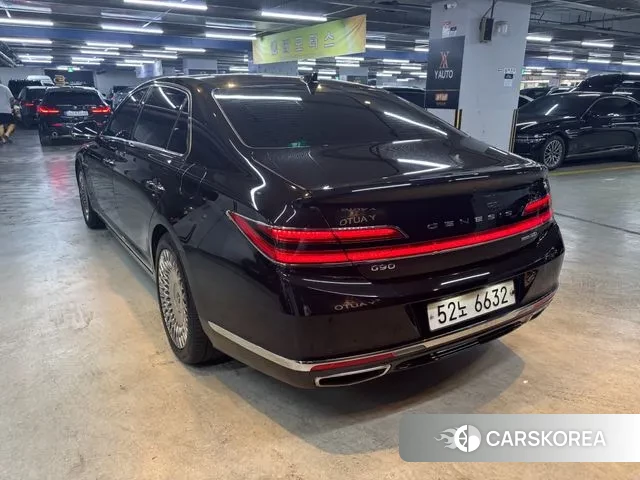Genesis G90 id 3095840 из Кореи 12