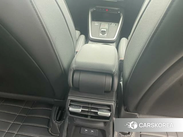 Audi A3 2024 Белый из Китая, фото 6