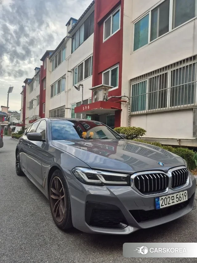 BMW 5 Series (G30) id 3137454 из Кореи 8