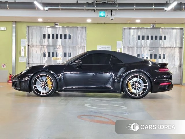 Porsche 911(992) id 4414769 из Кореи 12
