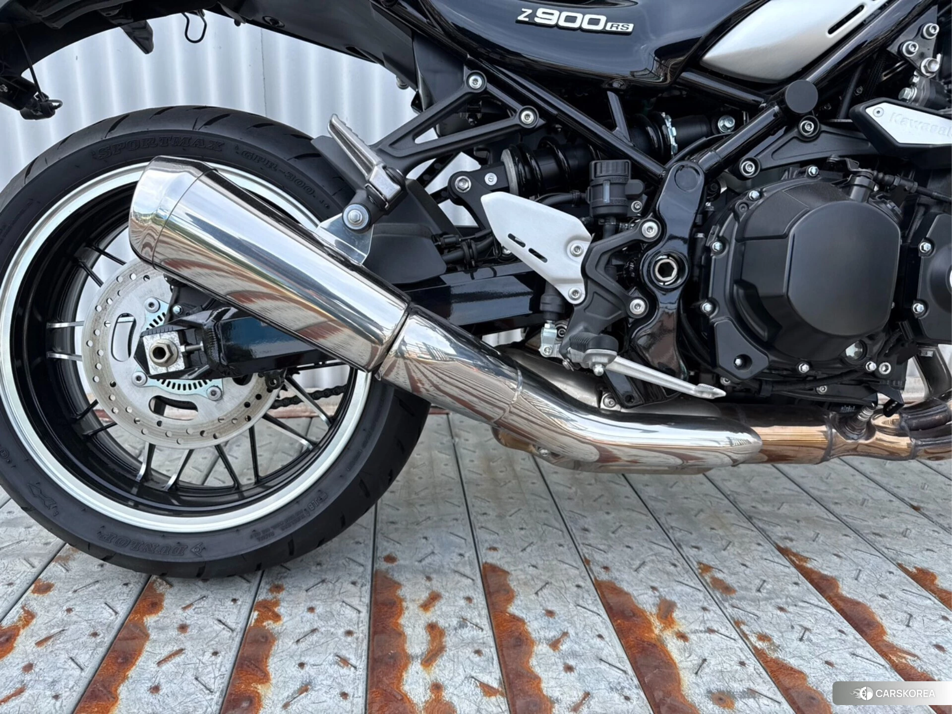 Kawasaki Z900RS id 4380192 из Японии 8