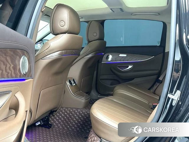 Mercedes-Benz E-class 2021 Черный из Китая, фото 4