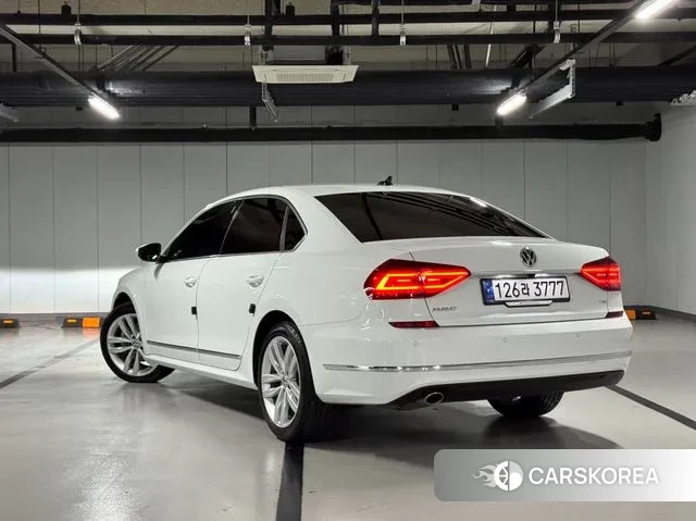 Volkswagen The New Passat id 3474664 из Кореи 12