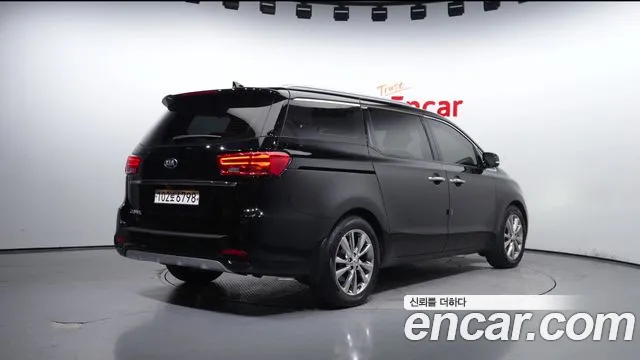 Kia The New Carnival id 2849980 из Кореи 12