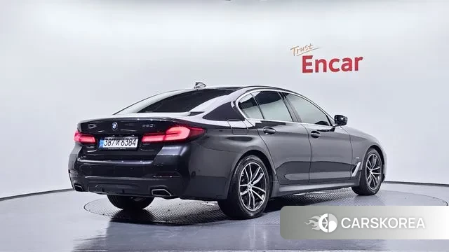 BMW 5 Series (G30) id 3007716 из Кореи 12