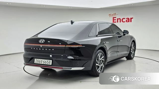 Hyundai Grandeur (GN7) id 3953516 из Кореи 12