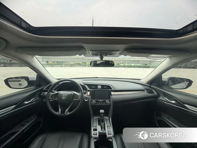 Honda Civic 2021 Белый из Китая, фото 2