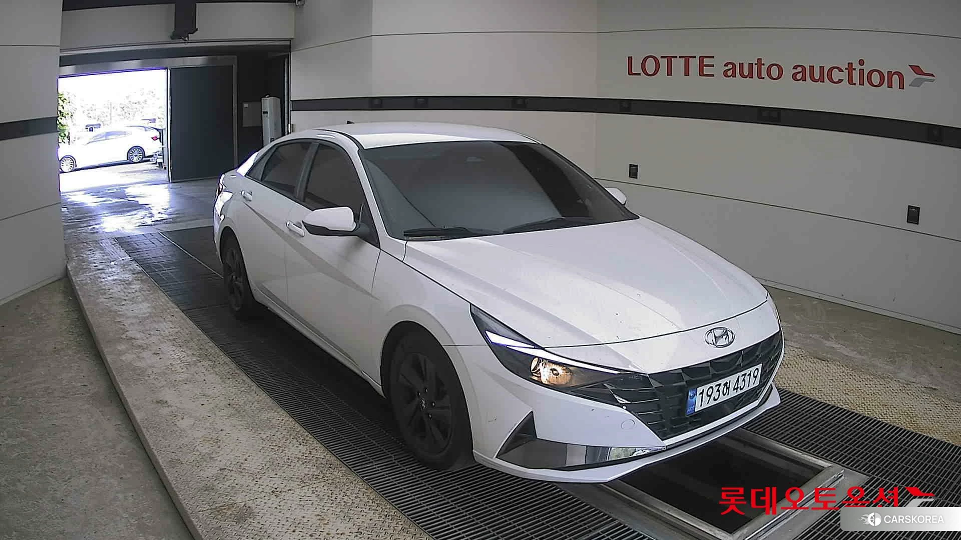 Hyundai Avante id 4289509 из Кореи 12
