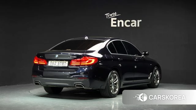 BMW 5 Series (G30) id 4850168 из Кореи 12