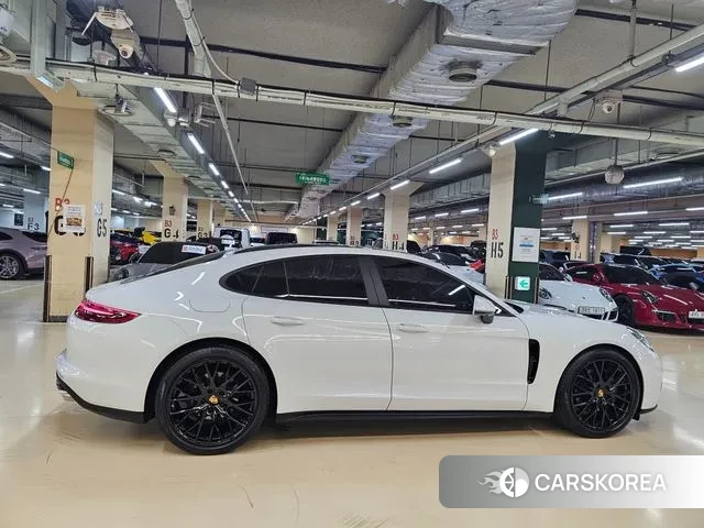Porsche Panamera (971) id 3391808 из Кореи 12