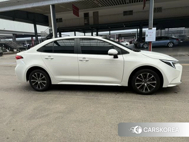 Toyota Lei Ling 2023 Белый из Китая, фото 2