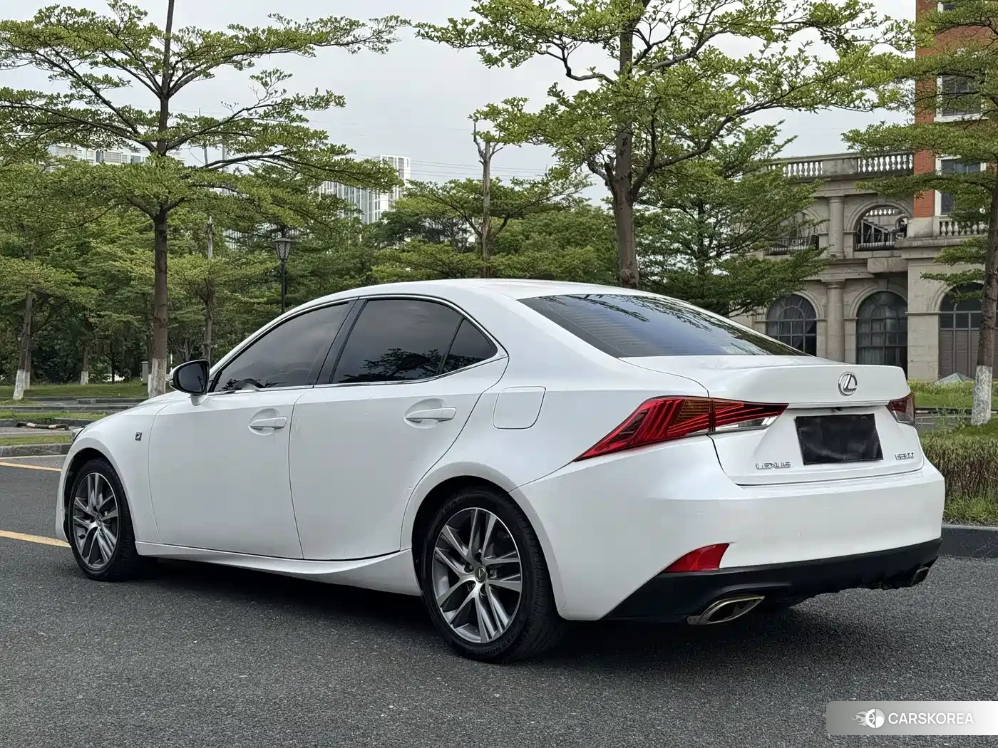 Lexus IS id 4629781 из Китая 7