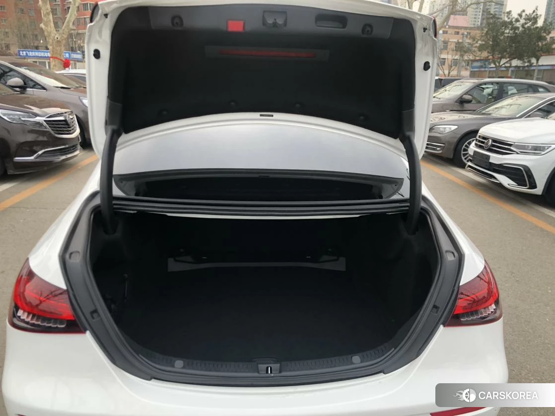 Mercedes-Benz E-Class id 4513494 из Китая 12