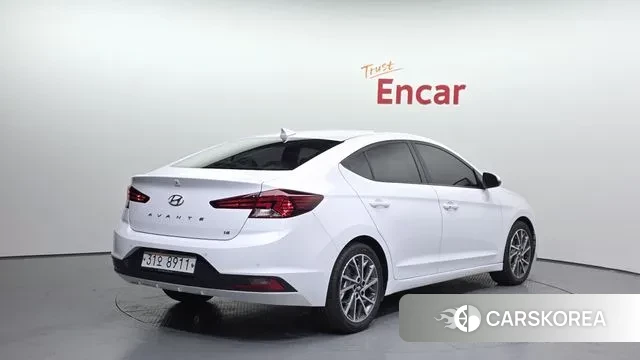 Hyundai The New Avante AD id 3464618 из Кореи 12