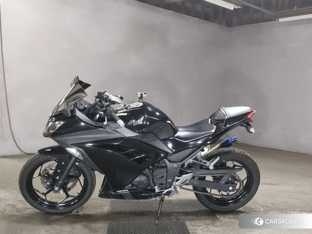 Проданный Kawasaki NINJA 250 2014 из Японии, фото 2
