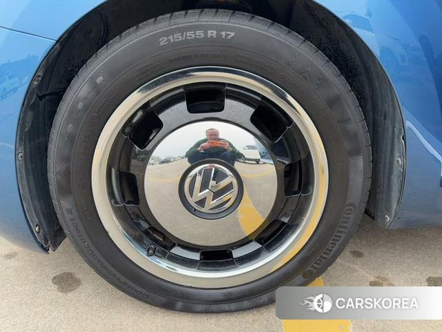 Volkswagen Beetle id 4210742 из Китая 9