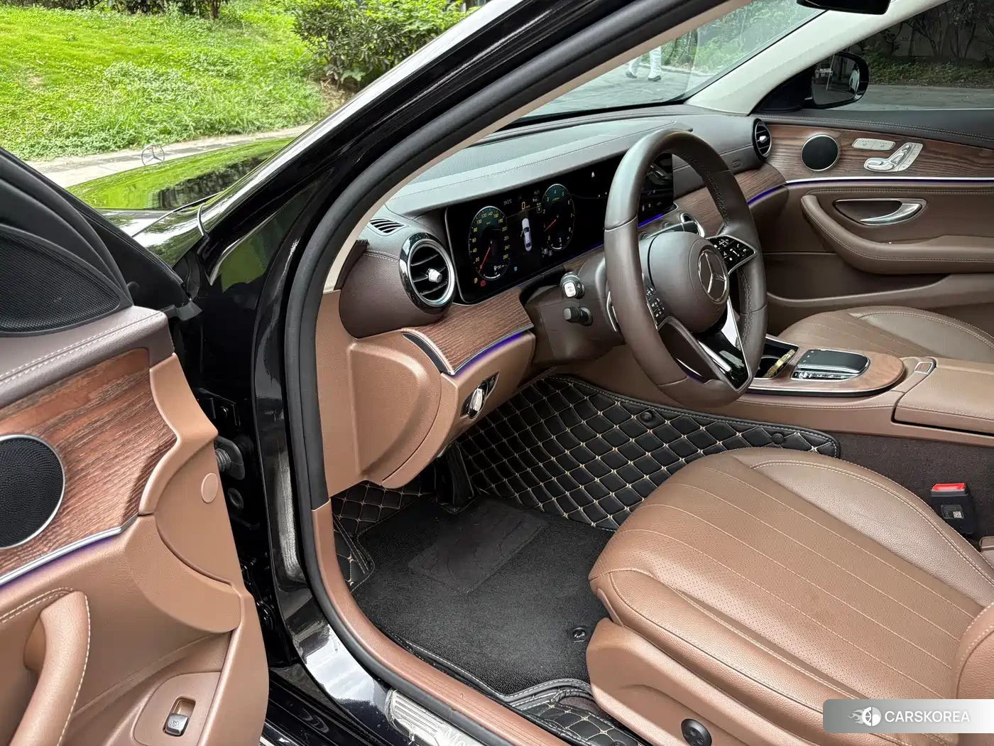 Mercedes-Benz E-Class id 4546042 из Китая 9