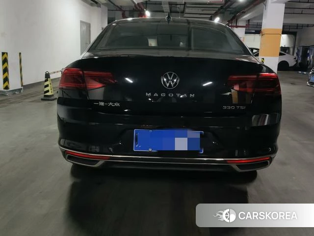 Volkswagen Magotan 2022 Черный из Китая, фото 2