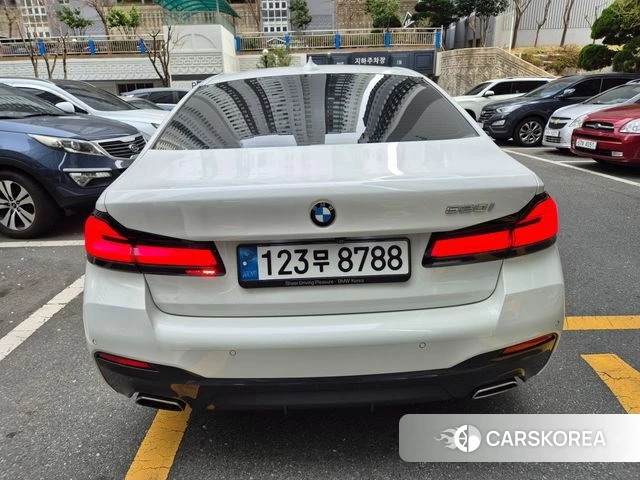 BMW 5 Series (G30) id 3904413 из Кореи 2