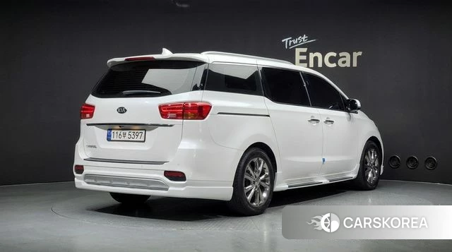 Kia The New Carnival id 4403388 из Кореи 12