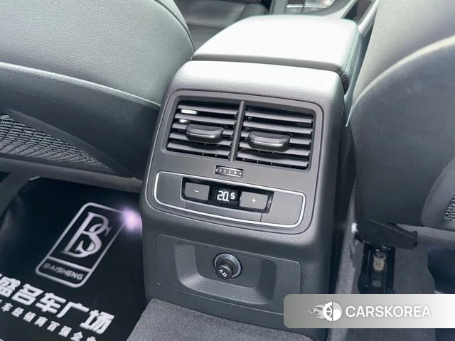 Audi A5 2021 Белый из Китая, фото 5
