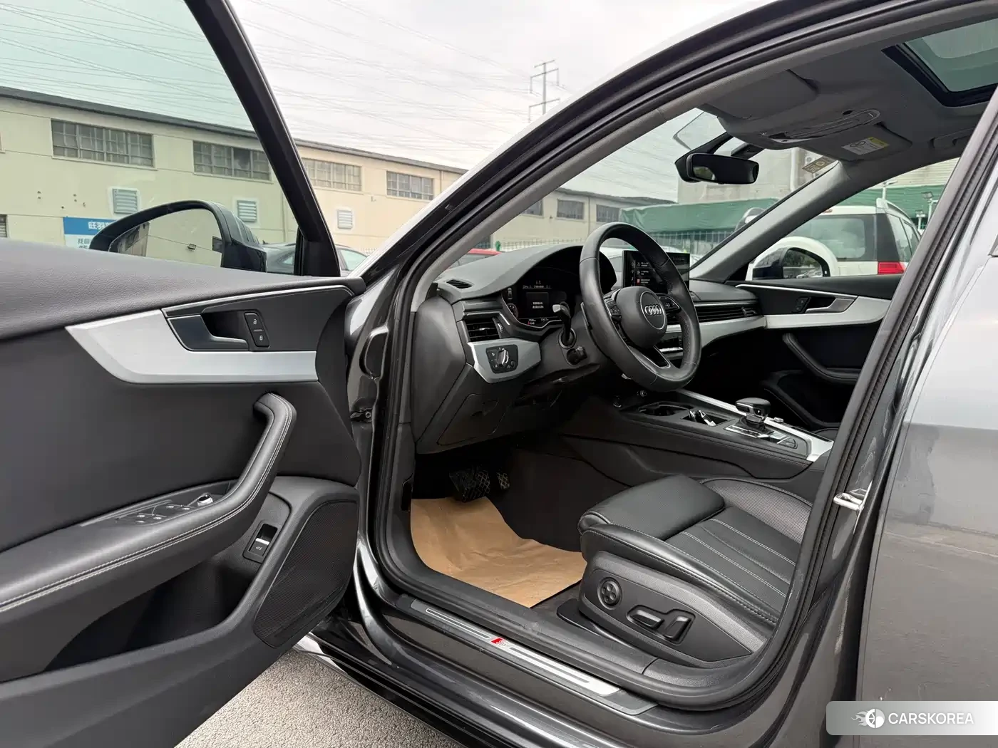 Audi A4L id 4565072 из Китая 12