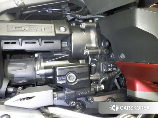 Engine photo