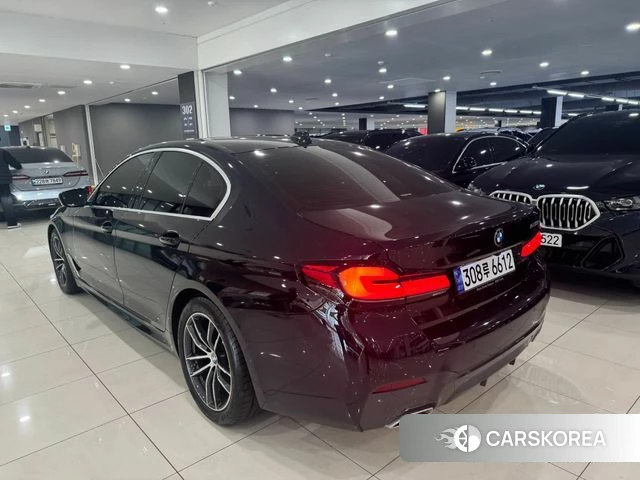 BMW 5 Series (G30) id 3838586 из Кореи 8