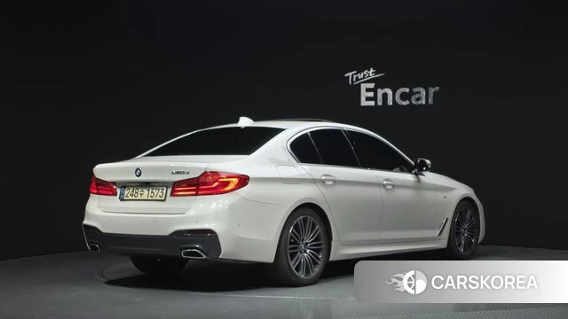 BMW 5 Series (G30) id 3800751 из Кореи 12