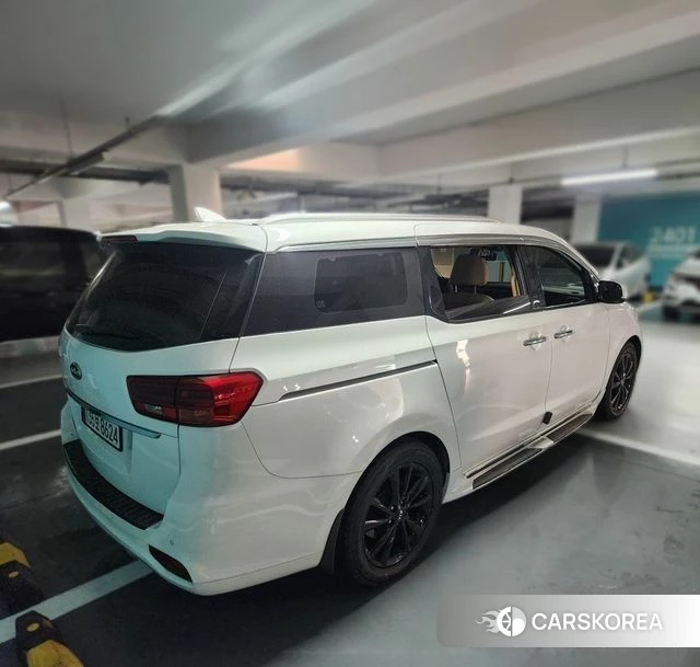 Kia The New Carnival id 4490951 из Кореи 12