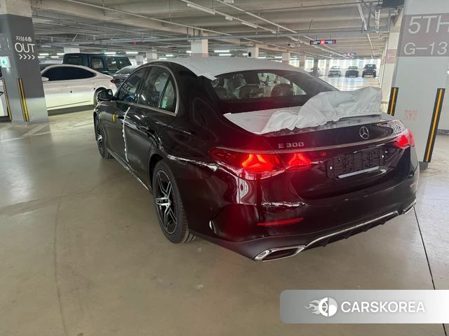 Mercedes-Benz E-Class W214 2026 Черный из Кореи, фото 4