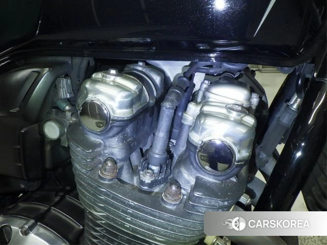 Engine photo