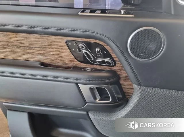 Land Rover Range Rover 4th Generation 2020 Белый из Кореи, фото 2