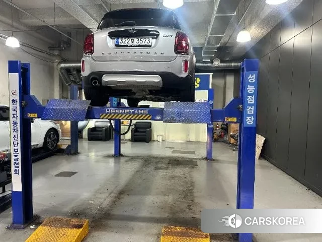 Mini Cooper Countryman 2023 Серый из Кореи, фото 2