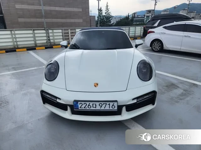Porsche 911(992) id 2895607 из Кореи 9