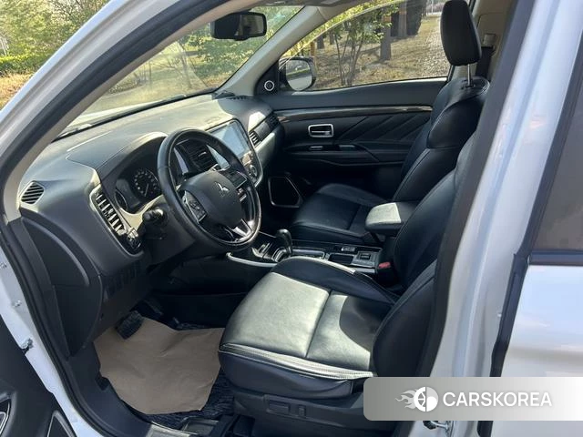 Mitsubishi  Outlander id 4212535 из Китая 7