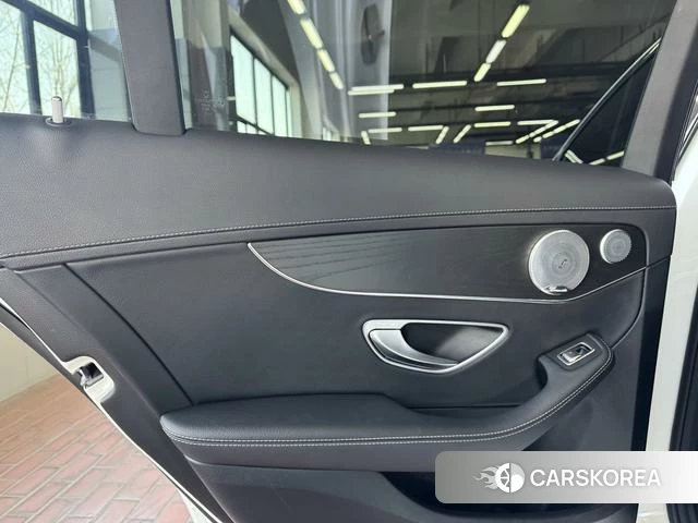 Mercedes-Benz Class C id 3857673 из Китая 11