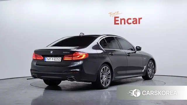 BMW 5 Series (G30) id 3727836 из Кореи 12