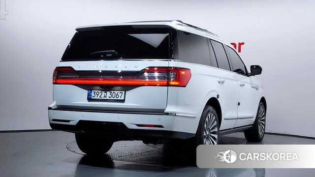 Lincoln Navigator 4th generation id 4344490 из Кореи 12