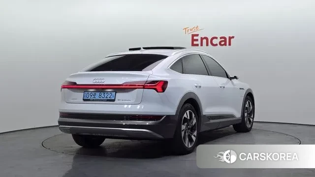 Audi e-Tron id 3702546 из Кореи 12