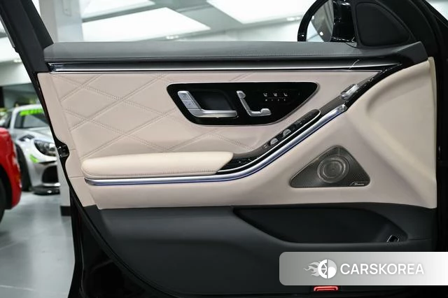 Mercedes-Benz Maybach S-class id 4261174 из Китая 12
