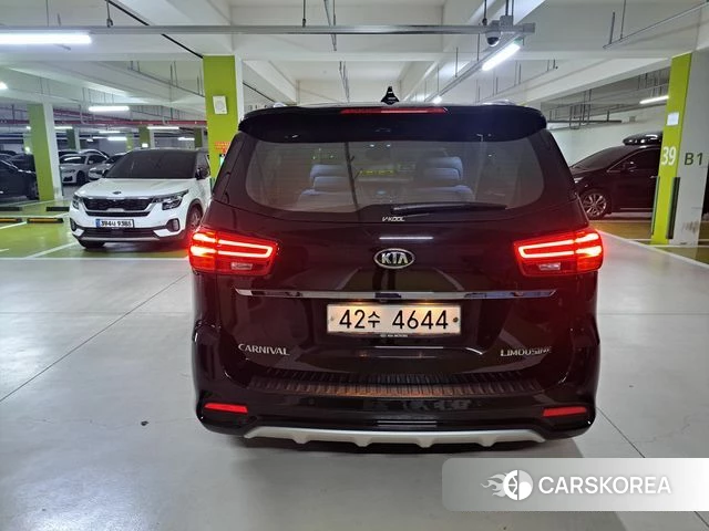 Kia The New Carnival id 4403189 из Кореи 12