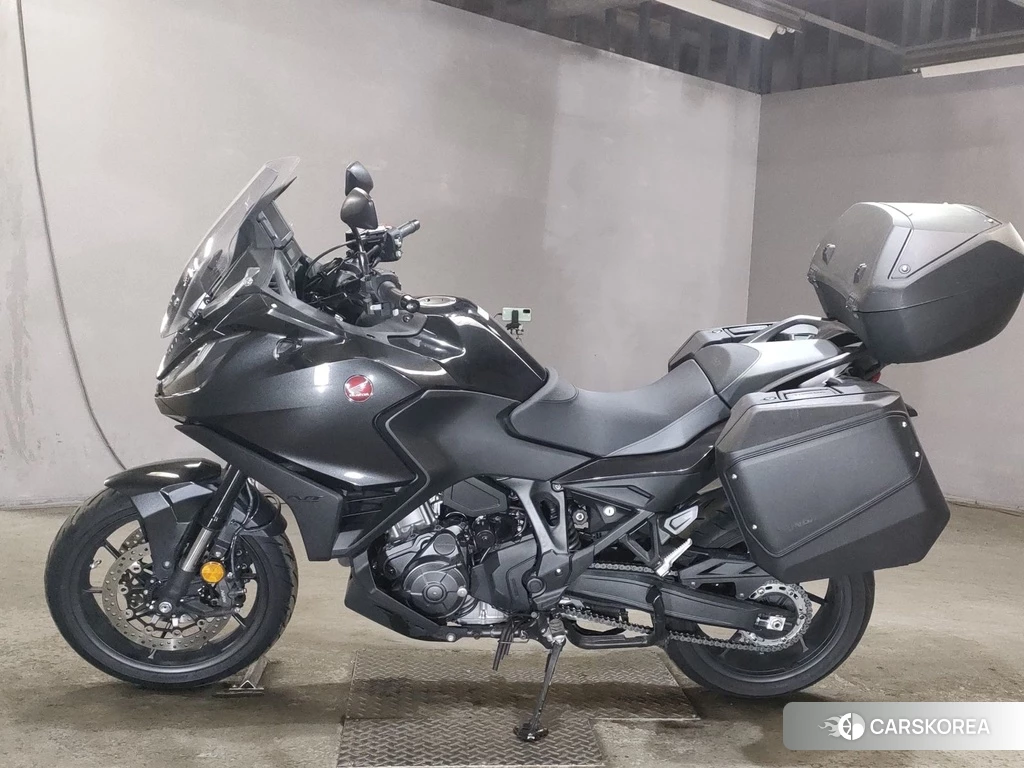 Проданный Honda NT1100 2023 из Японии