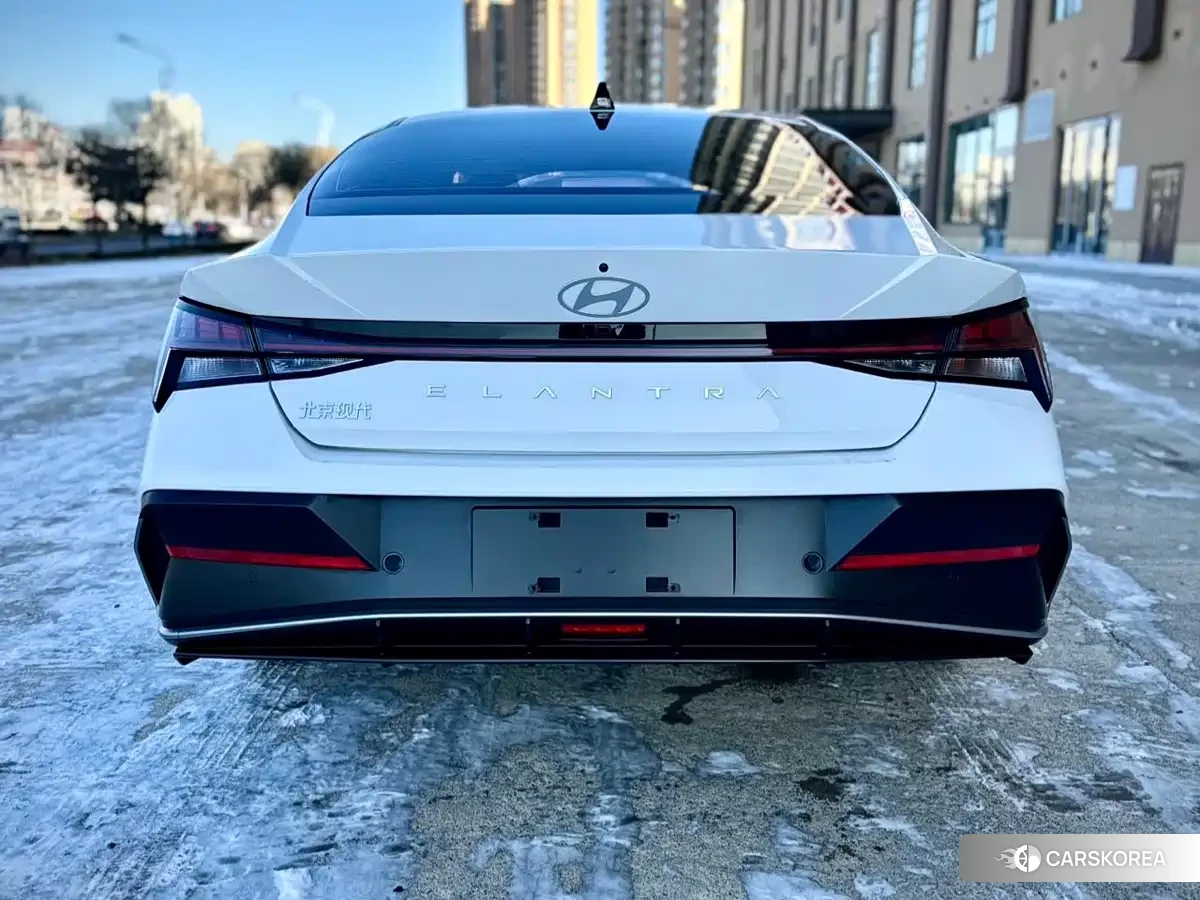 Hyundai Elantra id 4545597 из Китая 12
