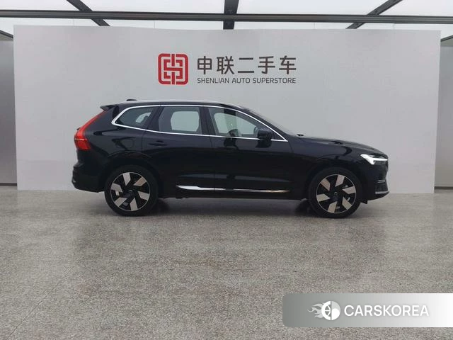 Volvo XC60 PHEV 2024 Черный из Китая, фото 2