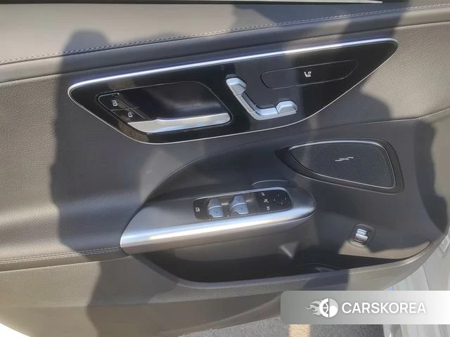 Mercedes-Benz Class C 2024 Белый из Китая, фото 4