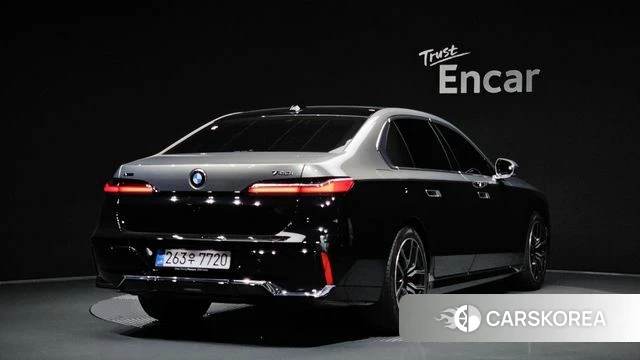 BMW 7 Series (G70) id 4456025 из Кореи 12
