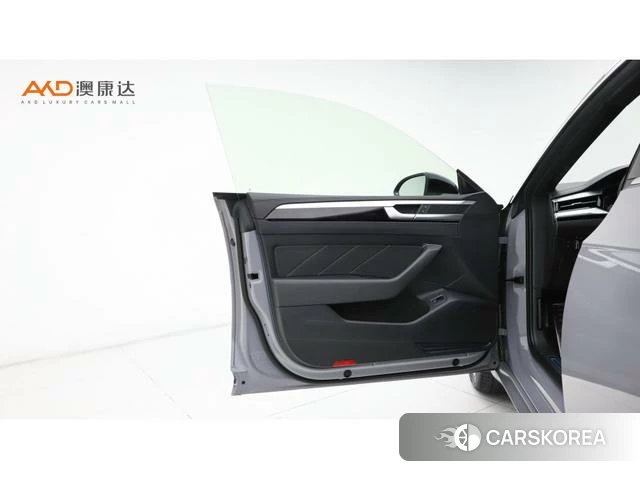 Volkswagen CC 2025 Зеленый из Китая, фото 2