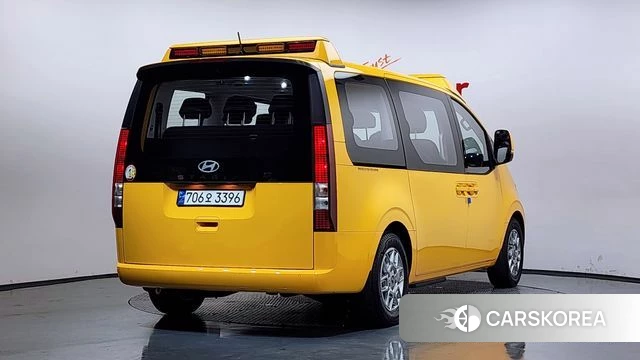 Hyundai Staria id 4456370 из Кореи 12